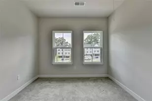 933 Woods Chapel Rd, Sugar Hill, GA 30518 - Photo 25