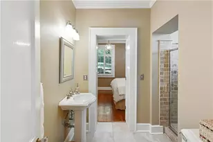 405 Brentwood Dr NE, Atlanta, GA 30305 - Photo 13