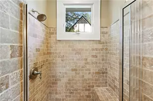405 Brentwood Dr NE, Atlanta, GA 30305 - Photo 15