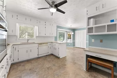 3663 Stonelake Court SW, Lilburn, GA 30047 - Photo 11