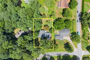 3663 Stonelake Ct SW, Lilburn, GA 30047 - Photo 59