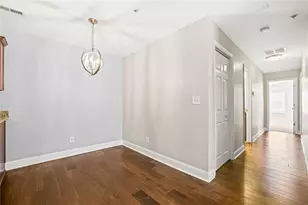 704 Madison Ln S E, Smyrna, GA 30080 - Photo 9