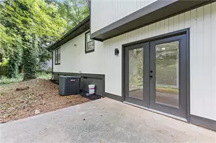 353 Old Rosser Rd, Stone Mountain, GA 30087 - Photo 35