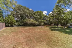 284 Covington St, Loganville, GA 30052 - Photo 51