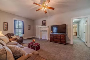 284 Covington St, Loganville, GA 30052 - Photo 15