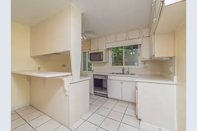 7470 Princeton Trace, Atlanta, GA 30328 - Photo 9