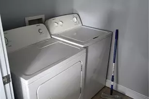 250 Park Ave NE, Atlanta, GA 30313 - Photo 11