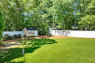 403 Chicamauga Ct, Loganville, GA 30052 - Photo 5