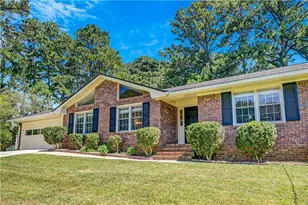 2158 Vivid Ct, Stone Mountain, GA 30087 - Photo 3