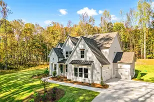 8240 Scarlett Grace Ln, Gainesville, GA 30506 - Photo 3