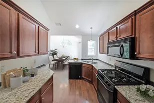 1126 Somerton Pl, Cumming, GA 30040 - Photo 9