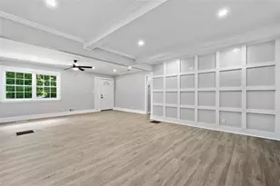 1905 Fort Valley Dr SW, Atlanta, GA 30311 - Photo 11