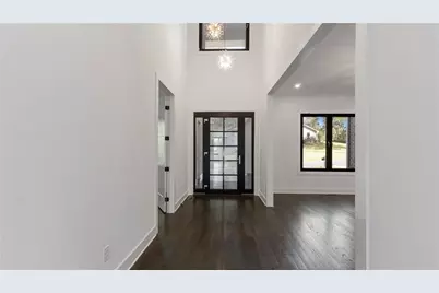 208 Indian Hills Trail, Marietta, GA 30068 - Photo 7