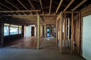 3598 Ingledale Dr SW, Atlanta, GA 30331 - Photo 3