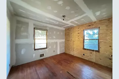 3598 Ingledale Drive SW, Atlanta, GA 30331 - Photo 5