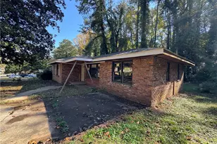 3598 Ingledale Dr SW, Atlanta, GA 30331 - Photo 7