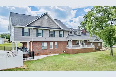 114 Belwood Drive SE, Calhoun, GA 30701 - Photo 1