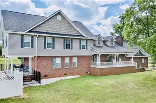 114 Belwood Dr SE, Calhoun, GA 30701 - Photo 1