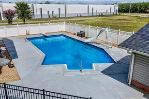 114 Belwood Dr SE, Calhoun, GA 30701 - Photo 11