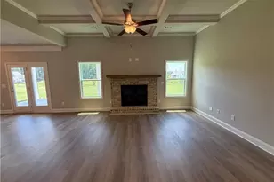 214 Cherokee Rose Ln, Hoschton, GA 30548 - Photo 9