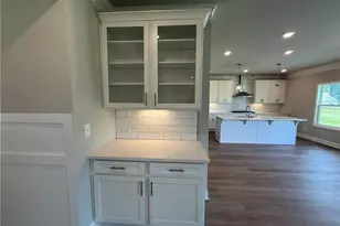 214 Cherokee Rose Ln, Hoschton, GA 30548 - Photo 11