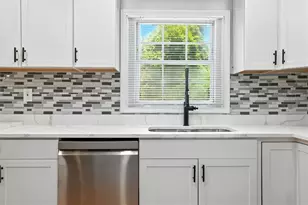 2912 Belvedere Ln, Decatur, GA 30032 - Photo 9