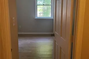 1394 Wood Cir S, Morrow, GA 30260 - Photo 9