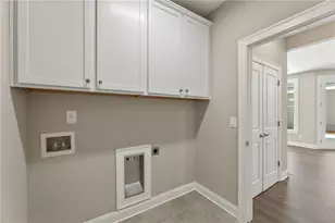 236 Persimmon Dr, Holly Springs, GA 30115 - Photo 17