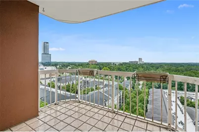 3435 Kingsboro Road NE #1702, Atlanta, GA 30326 - Photo 15