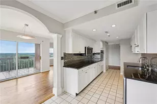 3435 Kingsboro Rd NE, Atlanta, GA 30326 - Photo 17