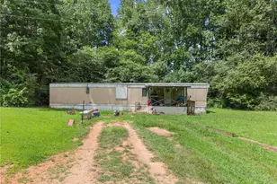 8285 Campground Rd, Clermont, GA 30527 - Photo 9