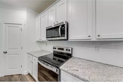 411 Elwyn Barrett Road, Jefferson, GA 30549 - Photo 11