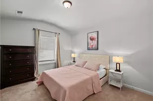 1025 Lakehaven Ln, Loganville, GA 30052 - Photo 17