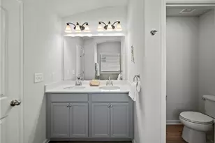 1025 Lakehaven Ln, Loganville, GA 30052 - Photo 13