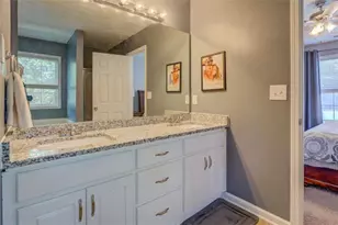 530 Windermere Dr, Loganville, GA 30052 - Photo 29