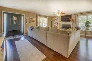 530 Windermere Dr, Loganville, GA 30052 - Photo 7