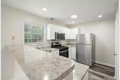 211 Chelsea Court, Woodstock, GA 30189 - Photo 3