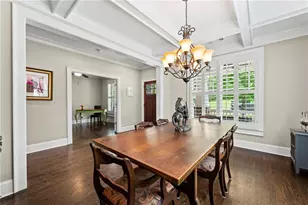 2292 Pembrook Pl NE, Atlanta, GA 30324 - Photo 5