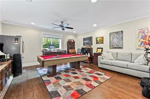 2292 Pembrook Pl NE, Atlanta, GA 30324 - Photo 35