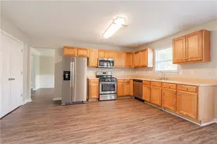 275 Redding Ridge, Atlanta, GA 30349 - Photo 9