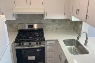 398 Prince of Wales, Stone Mountain, GA 30083 - Photo 7