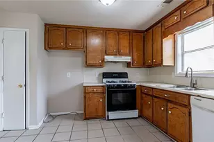 1015 Kennesaw Springs Dr NW, Kennesaw, GA 30144 - Photo 11