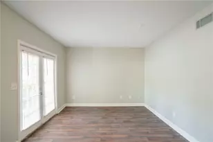 5404 Biffle Downs Rd, Stone Mountain, GA 30088 - Photo 17