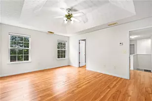 3740 Crescent Walk Ln, Suwanee, GA 30024 - Photo 21