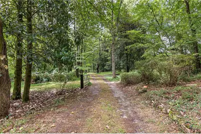 11800 Hutcheson Ferry Road, Chattahoochee Hills, GA 30268 - Photo 49