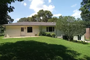 6181 Shallow Wood Ln, Douglasville, GA 30135 - Photo 3