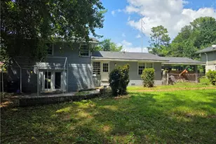 3767 Greentree Dr, Decatur, GA 30032 - Photo 3