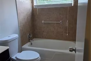 3767 Greentree Dr, Decatur, GA 30032 - Photo 9