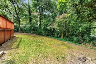 1469 Clairmont Rd, Decatur, GA 30033 - Photo 21