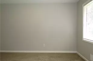 467 Pineburr Ln, Stone Mountain, GA 30087 - Photo 7